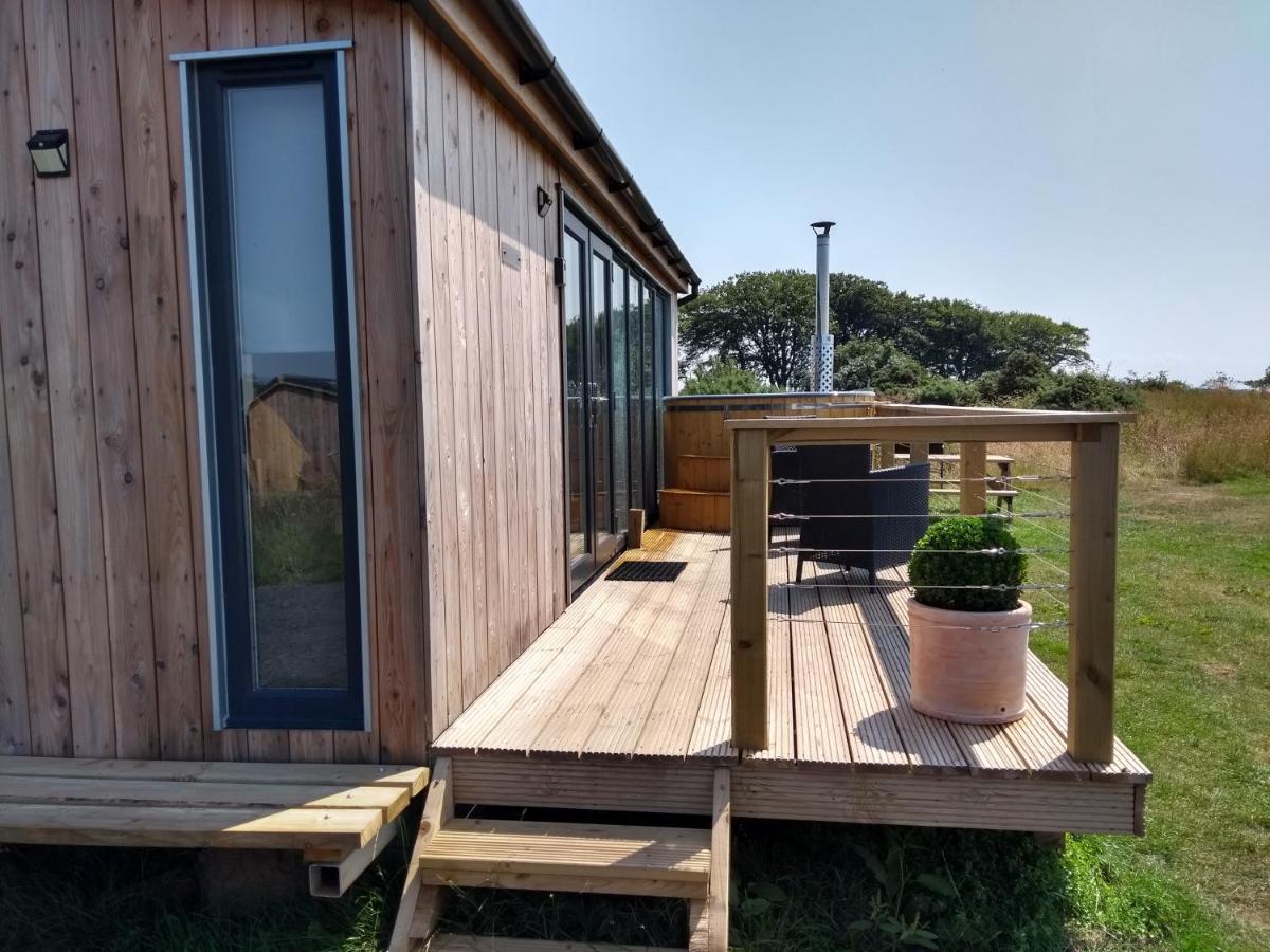 Cleeves Cabins Ailsa Luxury Lodge With Hot Tub Dalry  Luaran gambar